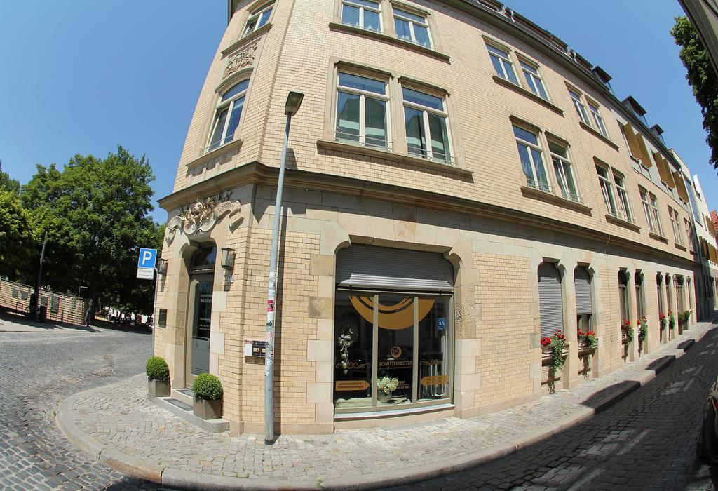 Schottennester Schlafen An Der Kraemerbruecke Erfurt Ngoại thất bức ảnh